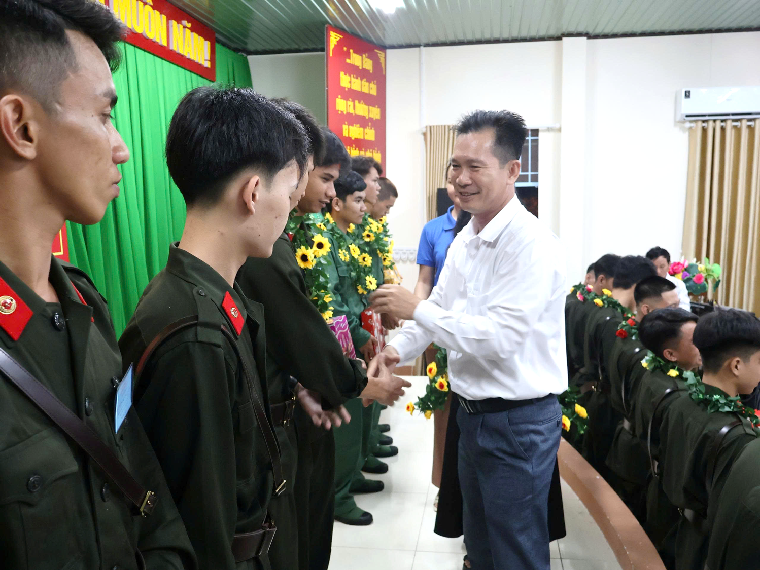 anh tin bai